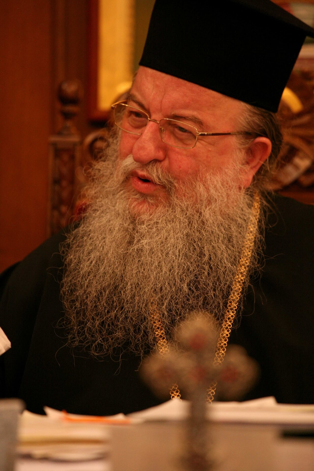 Η διχασμένη κοινωνία στην ολονυκτία