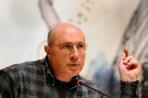Γιώργος Λούκος: πώς κατασκευάζεται ένας αποδιοπομπαίος τράγος