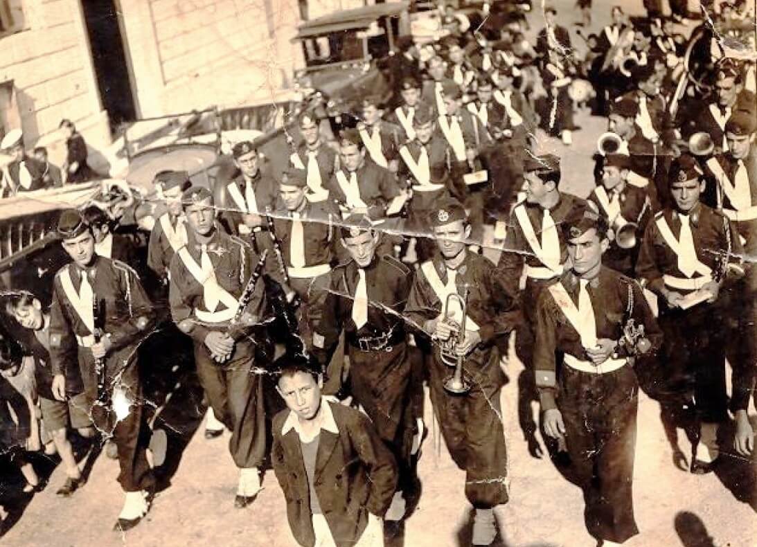 «Του μεταξισμού η λέρα»