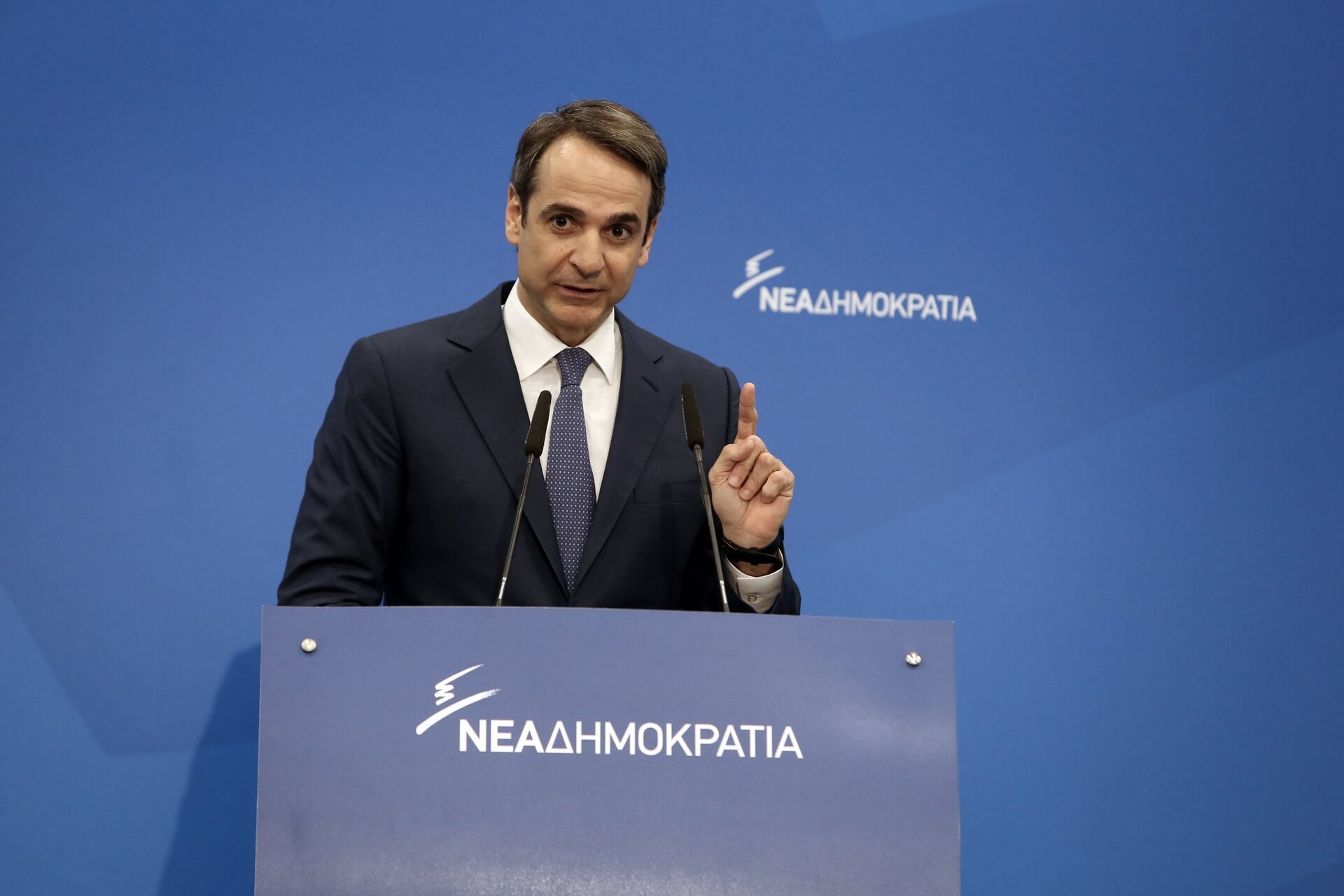 «Φωνή λαού» και πολιτική
