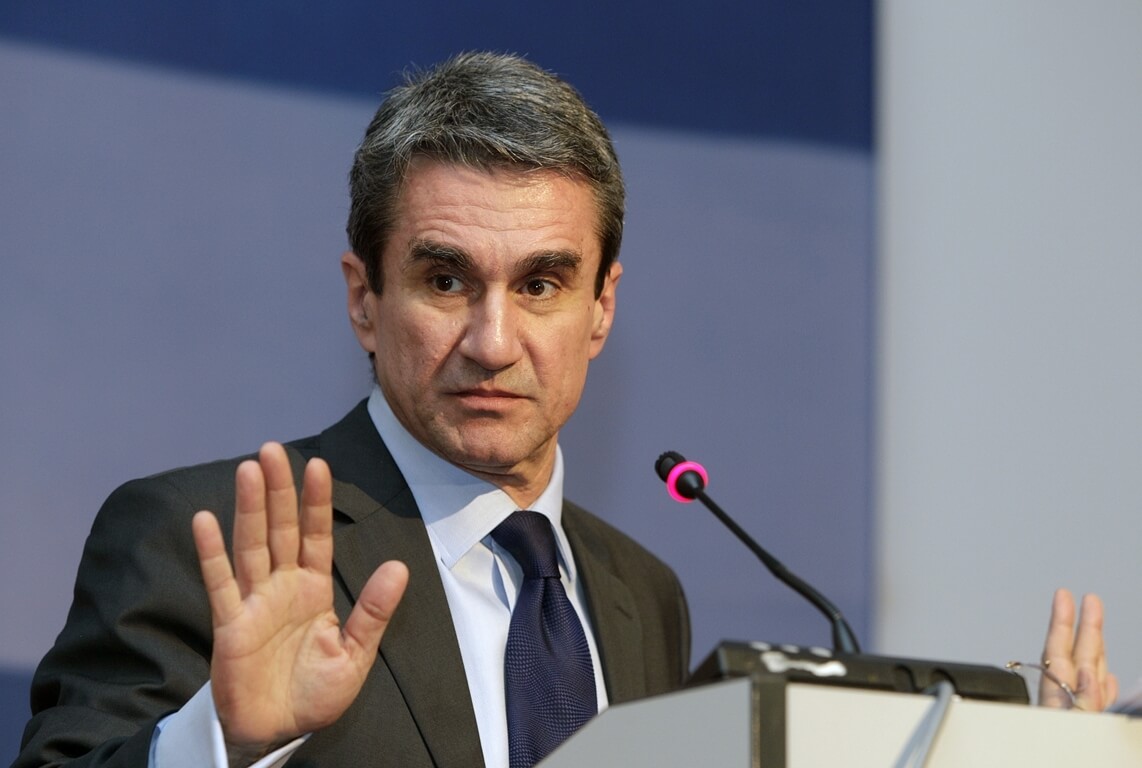 Ο υπουργός Λοβέρδος και η μέρα της μαρμότας