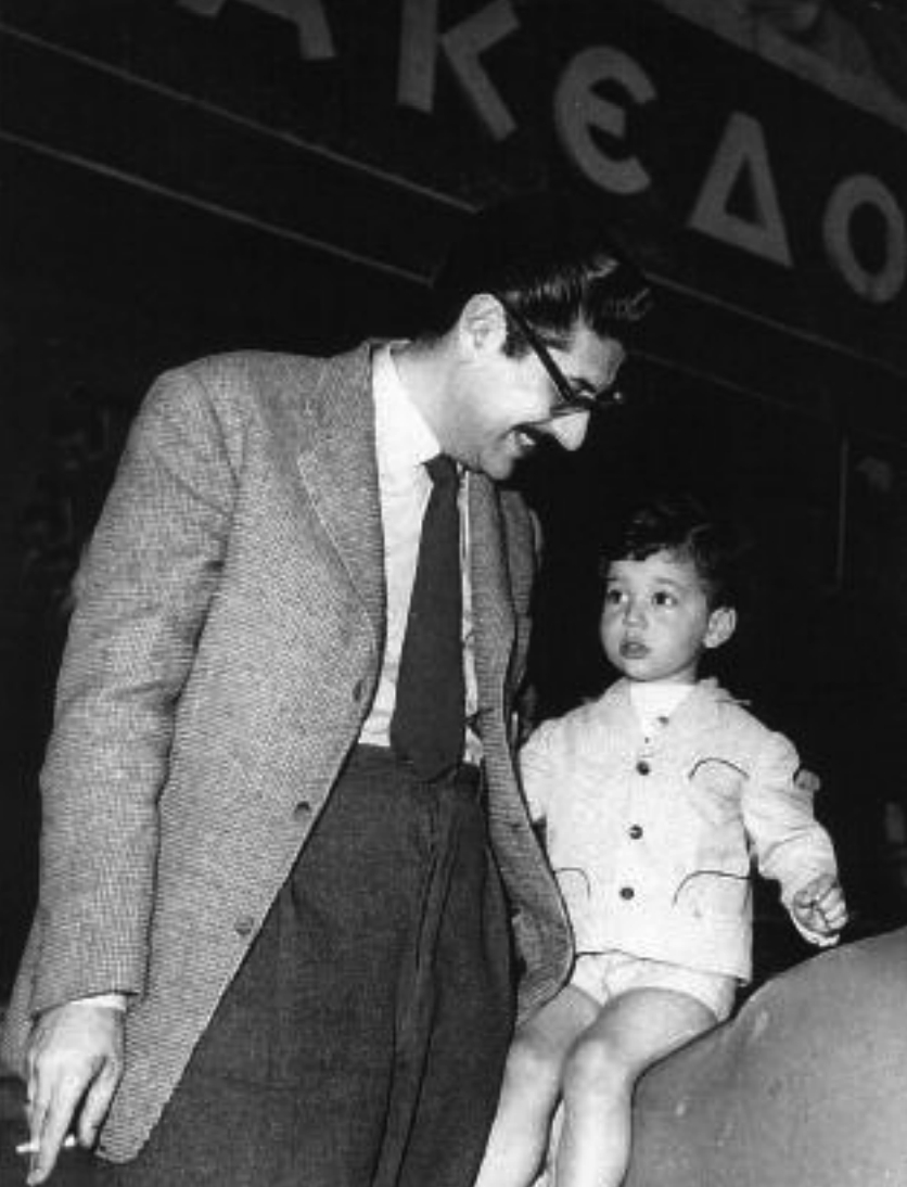 Τρεις αφορισμοί για τον Μανόλη Αναγνωστάκη