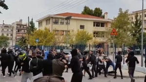 29 &Sigma;&epsilon;&pi;&tau;&epsilon;&mu;&beta;&rho;ί&omicron;&upsilon; 2021, &Sigma;&tau;&alpha;&upsilon;&rho;&omicron;ύ&pi;&omicron;&lambda;&eta; &Theta;&epsilon;&sigma;&sigma;&alpha;&lambda;&omicron;&nu;ί&kappa;&eta;&sigmaf;. &Sigma;&upsilon;&mu;&pi;&lambda;&omicron;&kappa;ή έ&xi;&omega; &alpha;&pi;ό &tau;&alpha; &Epsilon;&Pi;&Alpha;&Lambda; &alpha;&nu;ά&mu;&epsilon;&sigma;&alpha; &sigma;&epsilon; &mu;&alpha;&theta;&eta;&tau;έ&sigmaf; &mu;&epsilon; &phi;&alpha;&sigma;&iota;&sigma;&tau;&iota;&kappa;ά &sigma;&upsilon;&nu;&theta;ή&mu;&alpha;&tau;&alpha; &kappa;&alpha;&iota; "&alpha;&nu;&tau;&iota;&phi;&alpha;&sigma;ί&sigma;&tau;&epsilon;&sigmaf;" &phi;&omicron;&iota;&tau;&eta;&tau;έ&sigmaf; &mu;&epsilon; &kappa;&omicron;&mu;&mu;&omicron;&upsilon;&nu;&iota;&sigma;&tau;&iota;&kappa;ά &sigma;&upsilon;&nu;&theta;ή&mu;&alpha;&tau;&alpha;.