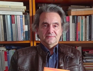 &Omicron; &Mu;ά&kappa;&eta;&sigmaf; &Kappa;&alpha;&rho;&alpha;&gamma;&iota;ά&nu;&nu;&eta;&sigmaf;.  