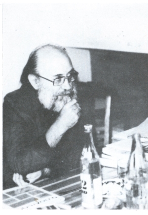 &Omicron; Ά&rho;&eta;&sigmaf; &Alpha;&lambda;&epsilon;&xi;ά&nu;&delta;&rho;&omicron;&upsilon;, &pi;&epsilon;&rho;ί &tau;&omicron; 1975.  