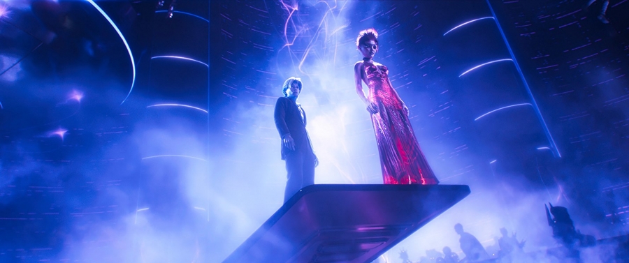O &Tau;ά&iota; &Sigma;έ&rho;&iota;&nu;&tau;&alpha;&nu; &kappa;&alpha;&iota; &eta; &Omicron;&lambda;ί&beta;&iota;&alpha; &Kappa;&omicron;&upsilon;&kappa; &sigma;&tau;&omicron; "Ready Player One" &tau;&omicron;&upsilon; &Sigma;&tau;ή&beta;&epsilon;&nu; &Sigma;&pi;ί&lambda;&mu;&pi;&epsilon;&rho;&gamma;&kappa;.