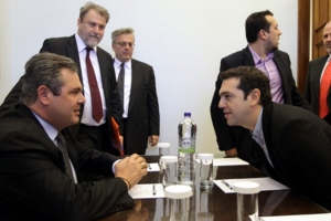 &Pi;ά&nu;&omicron;&sigmaf; &Kappa;&alpha;&mu;&mu;έ&nu;&omicron;&sigmaf; &kappa;&alpha;&iota; &Alpha;&lambda;έ&xi;&eta;&sigmaf; &Tau;&sigma;ί&pi;&rho;&alpha;&sigmaf;, &sigma;&upsilon;&nu;&epsilon;&pi;&iota;&kappa;&omicron;&upsilon;&rho;&omicron;ύ&mu;&epsilon;&nu;&omicron;&iota; &alpha;&pi;ό &tau;&omicron;&nu; "&kappa;&alpha;&nu;&alpha;&lambda;ά&rho;&chi;&eta;" &tau;&eta;&sigmaf; &kappa;&upsilon;&beta;έ&rho;&nu;&eta;&sigma;&eta;&sigmaf;, &Nu;ί&kappa;&omicron; &Pi;&alpha;&pi;&pi;ά, έ&chi;&omicron;&upsilon;&nu; &epsilon;&pi;&iota;&delta;&omicron;&theta;&epsilon;ί &sigma;&epsilon; &mu;&iota;&alpha; &gamma;&iota;&gamma;&alpha;&nu;&tau;&iota;&alpha;ί&alpha; &epsilon;&pi;&iota;&chi;&epsilon;ί&rho;&eta;&sigma;&eta; &chi;&epsilon;&iota;&rho;&alpha;&gamma;ώ&gamma;&eta;&sigma;&eta;&sigmaf; &tau;&omega;&nu; &Mu;&Mu;&Epsilon; &kappa;&alpha;&iota; &tau;&eta;&sigmaf; &Delta;&iota;&kappa;&alpha;&iota;&omicron;&sigma;ύ&nu;&eta;&sigmaf;, &sigma;&upsilon;&chi;&nu;ά &mu;&epsilon; &alpha;&nu;&omicron;ί&kappa;&epsilon;&iota;&alpha; &mu;έ&sigma;&alpha; &kappa;&alpha;&iota; &alpha;&nu;&tau;&iota;&delta;&eta;&mu;&omicron;&kappa;&rho;&alpha;&tau;&iota;&kappa;έ&sigmaf; &mu;&epsilon;&theta;ό&delta;&omicron;&upsilon;&sigmaf;.